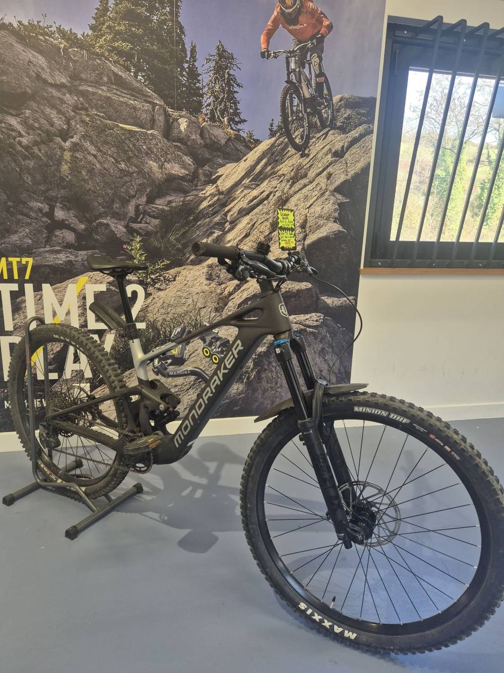 VTT Mondraker Neat R de 2024